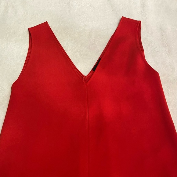 Theory V-neck Sleeveless Admiral Crepe Short Dress In Bright Tomato 28177 - Picture 4 of 11